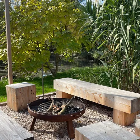 مكان تخييم Blue Grass Ranch - Mobilhome Yucca & Jacuzzi