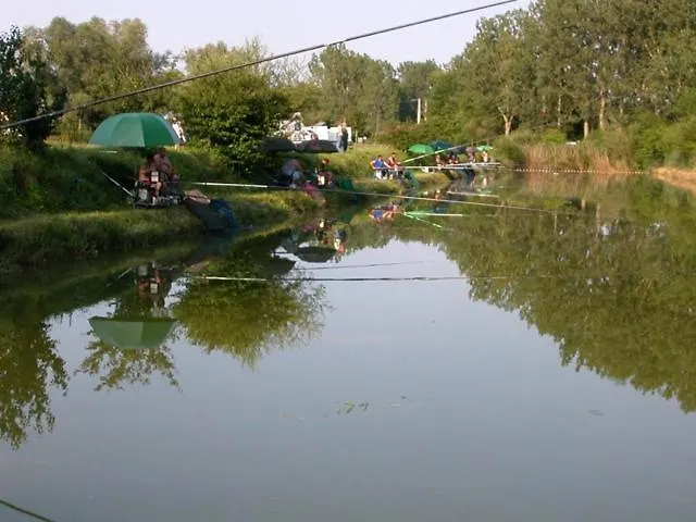 Camping Blue Grass Ranch - Mobilhome Yucca & Jacuzzi *